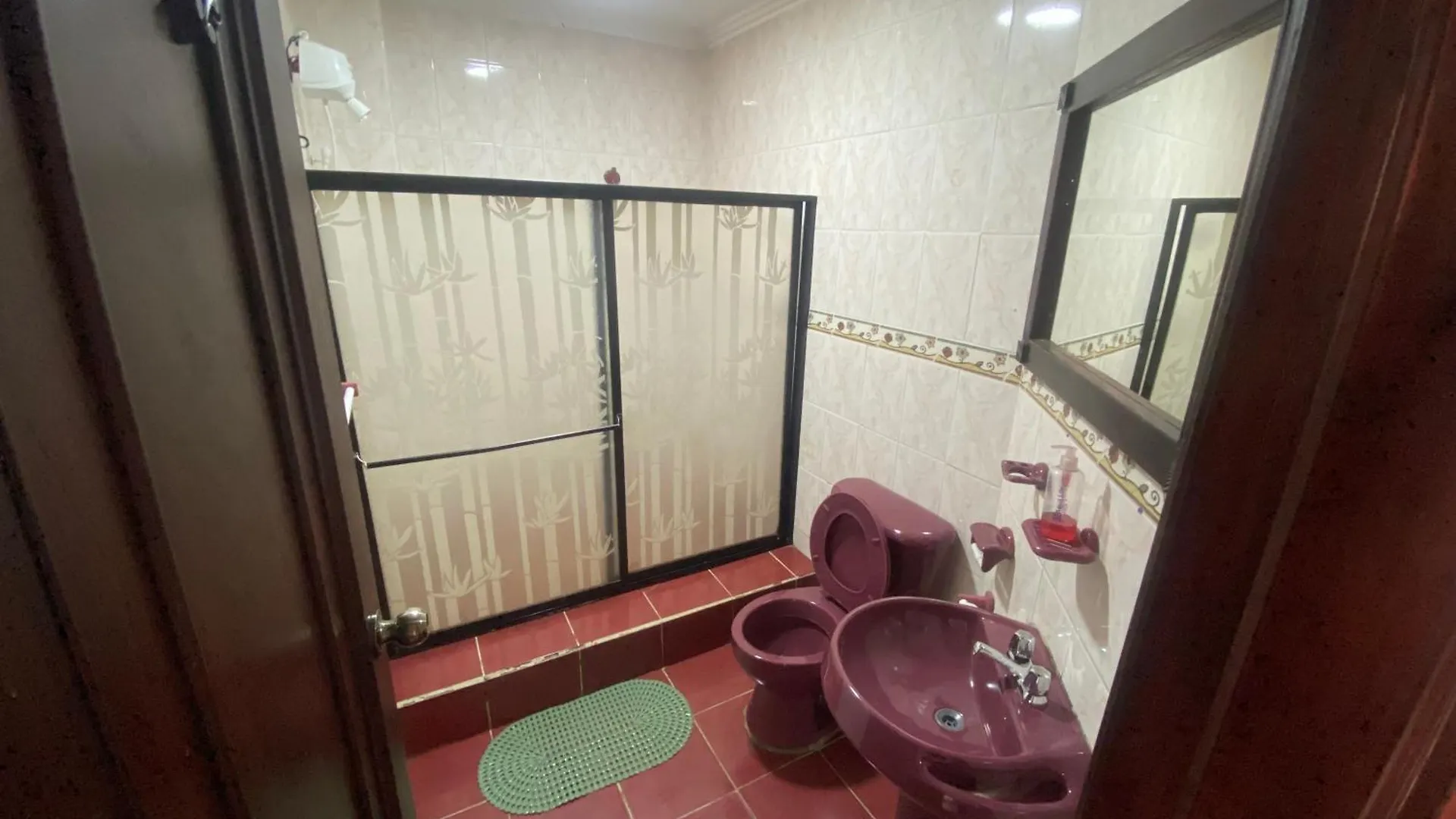 Comodo Departamento De 3 Dormitorios En Zona Exclusiva De Cuenca V 0*,